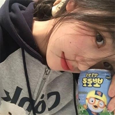 32颗药丸：我姐姐的自杀